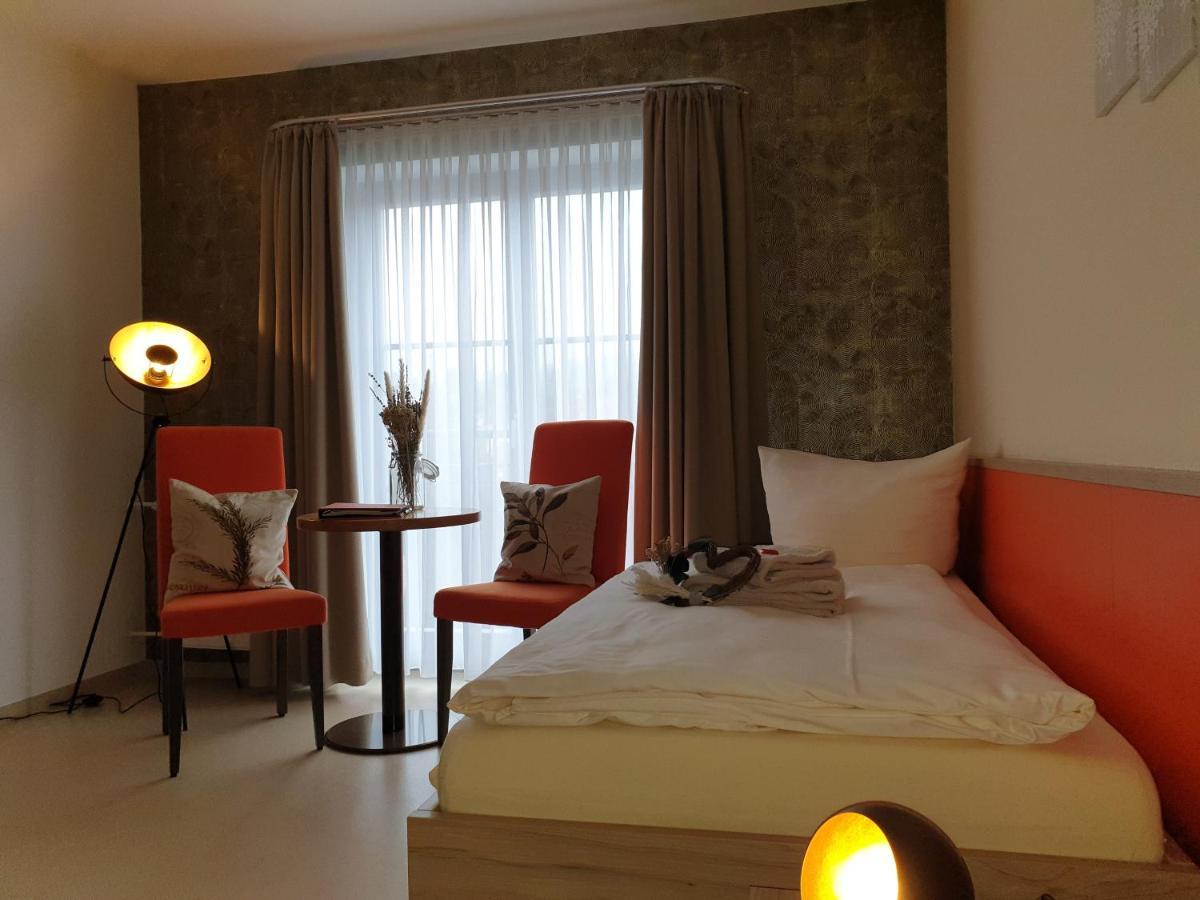 Pilgrims Inn Kreischa Dış mekan fotoğraf